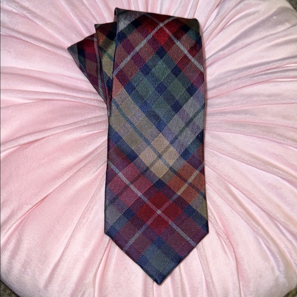IZOD Men’s Necktie - Plaid Multicolor Men's Tie - Silk - EUC